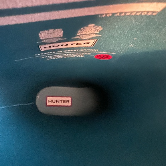 Hunter Big Kids Original Gloss Rain Boots, Size 2 - Picture 9 of 11